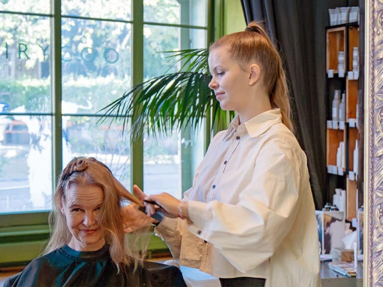 HAIRY COO Hairdressers Basel | Jasmin Gugger